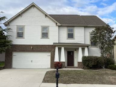 Main picture of 9747 Rookwood Cir