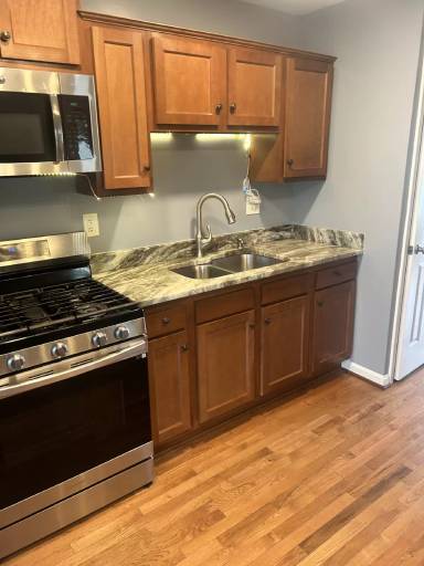 Main picture of 1403 Dartmouth Rd