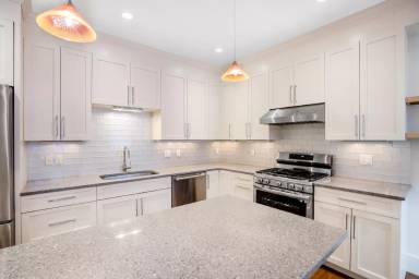 Main picture of 9 Montague St