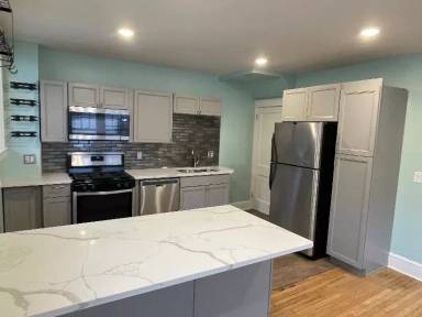 Main picture of 126 N Reservoir St