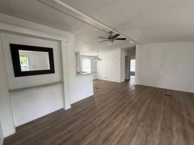 Main picture of 113 Briteblue Dr