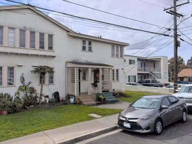 Main picture of 6563 Tait St