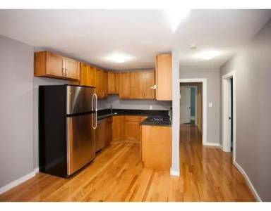 Main picture of 169 Rindge Ave