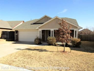 Main picture of 18624 Agua Dr