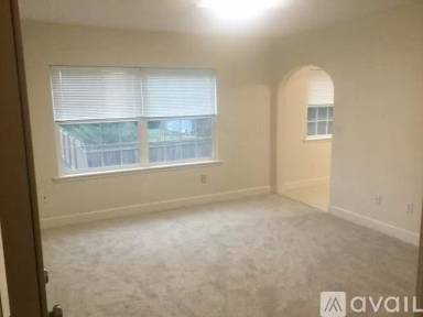 Main picture of 1200 E 4th St