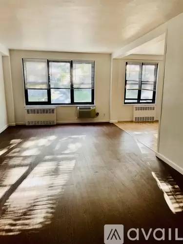 Main picture of 47 Davis Ave