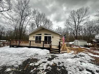 Main picture of 6 Uffelman Ln
