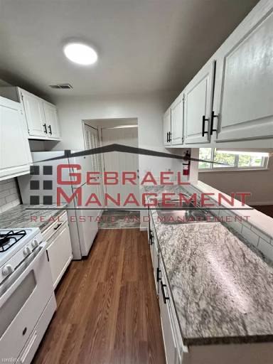 Main picture of 1011 Webber St
