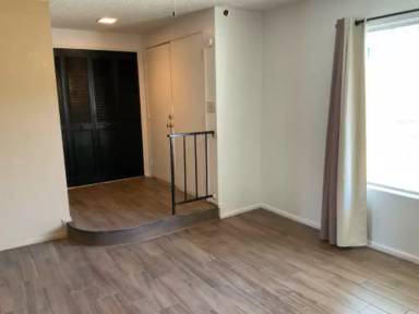 Main picture of 8121 N 31st Dr