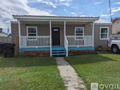 Main picture of 45 Martin Dr