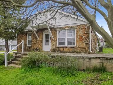 Main picture of 12 Burgess Ave