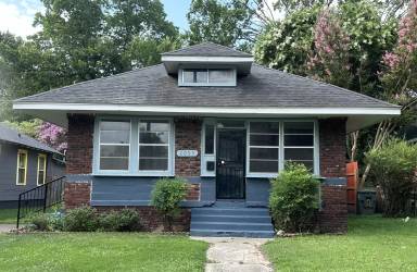 Main picture of 2055 Evelyn Ave