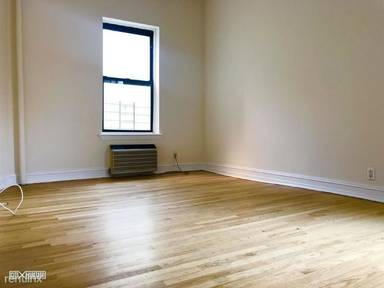 Main picture of 201 E 81st St