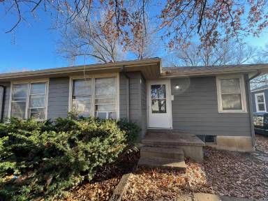 Main picture of 2304 S Broadview St