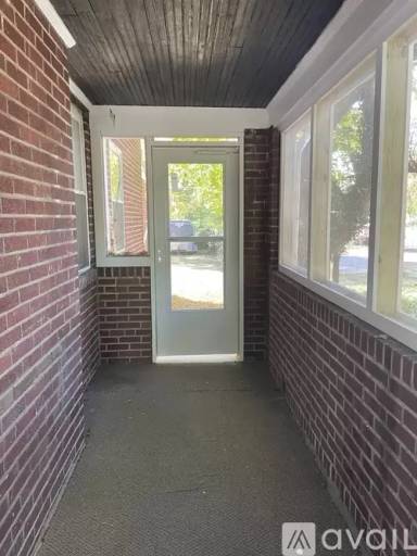 Main picture of 1713 Northampton Dr