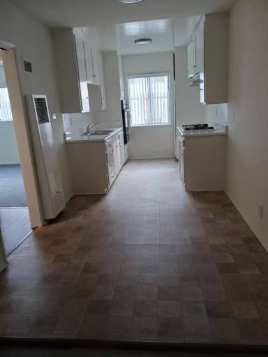 Main picture of 3444 Emerald St