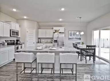 Main picture of 4 Winter Valley Cv