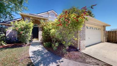 Main picture of 12039 Shooting Star Ct
