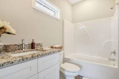 Main picture of Waybill Circle Apartments