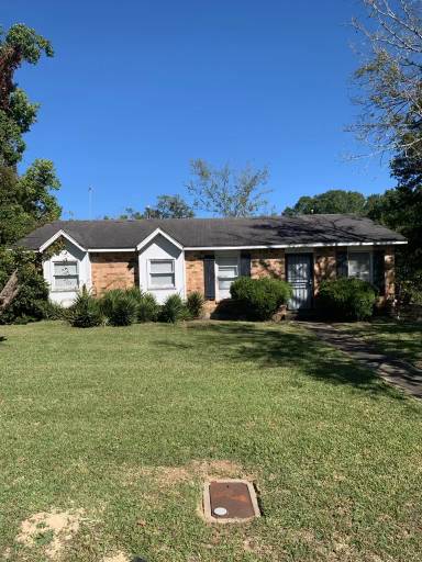 Main picture of 325 Bitford Way