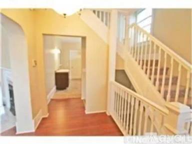 Main picture of 309 Chatsworth St N
