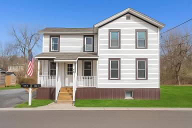 Main picture of 10 Mechanic St