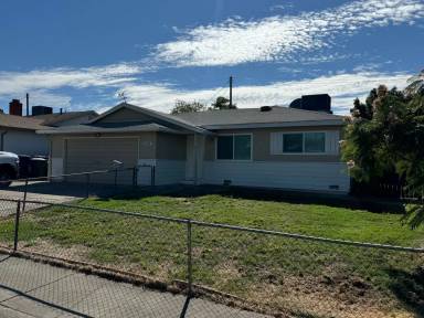 Main picture of 6304 Dundee Dr
