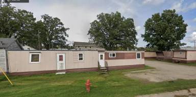 Main picture of 400 Itasca St