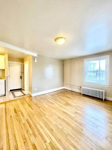 Main picture of McKellar Apartments