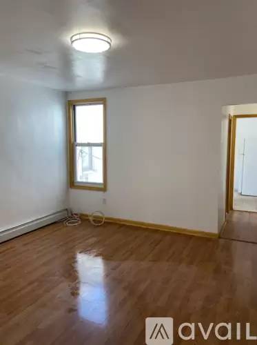 Main picture of 327 95th St