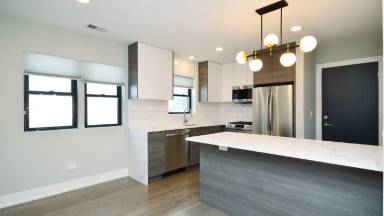 Main picture of 4516 N Seeley Ave