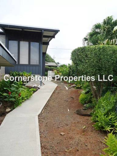 Main picture of 99-1252 Aiea Heights Dr