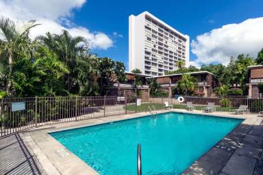 Main picture of 1700 Makiki St