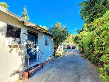 Main picture of 1345 Market St