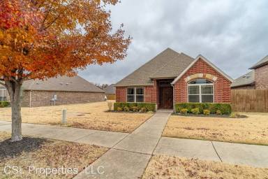 Main picture of 3210 SW Stoneway Ave