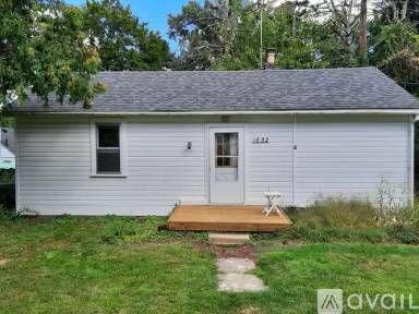 Main picture of 1852 Ward Rd