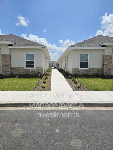 Main picture of 816 N Abbey Ave