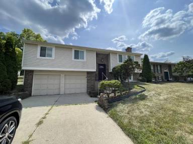 Main picture of 1 Mapleview Ct