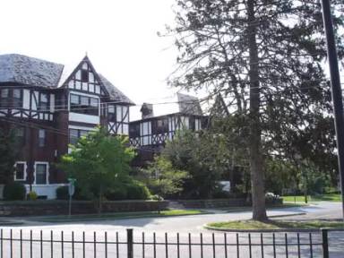 Main picture of 701 W Locust St