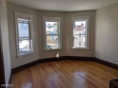 Main picture of 144 Ingleside Ave