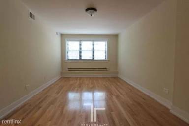 Main picture of 555 W Arlington Apartments