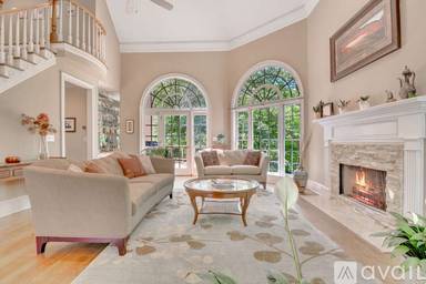 Main picture of 3533 Knollhaven Dr NE