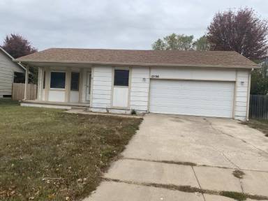 Main picture of 12106 W 19th St N