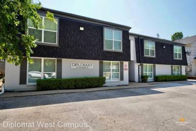 Main picture of 1911 San Gabriel St