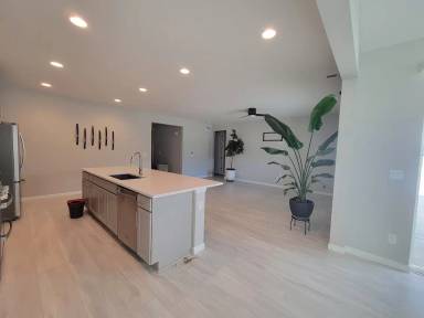Main picture of 2322 Sunrise Ln