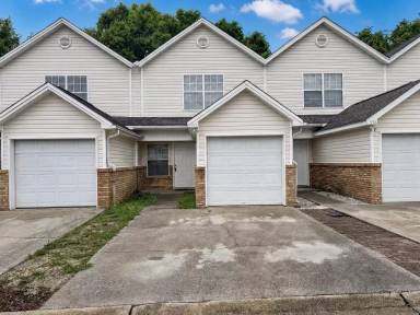 Main picture of 954 Scenic Oak Ln