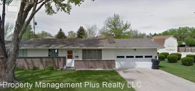 Main picture of 1215 Frontier Dr