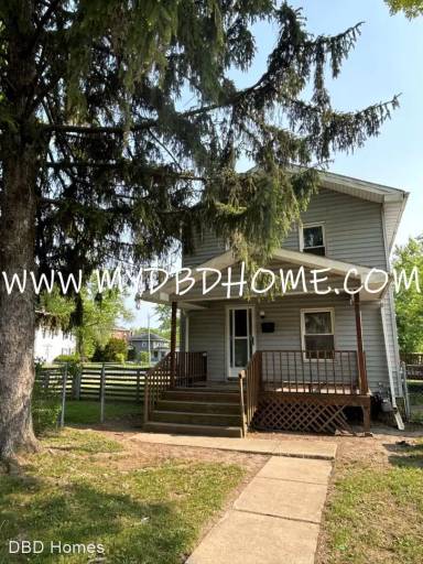 Main picture of 724 Hamilton Ave