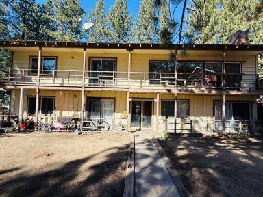 Main picture of 2493 Ponderosa St