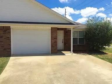 Main picture of 4220 Magnolia St